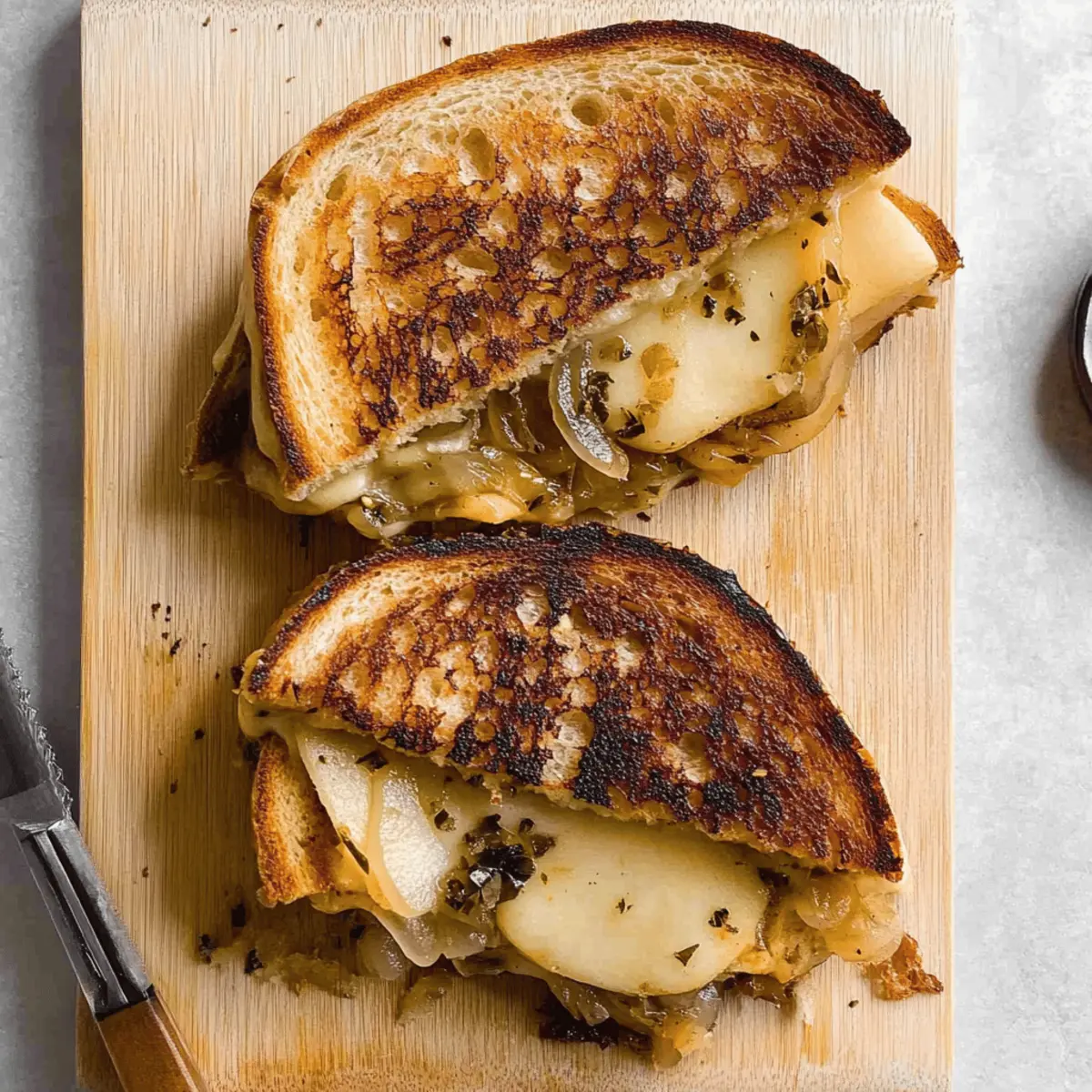 Savory Onion & Apple Grilled Cheese Sandwich for Cozy Days