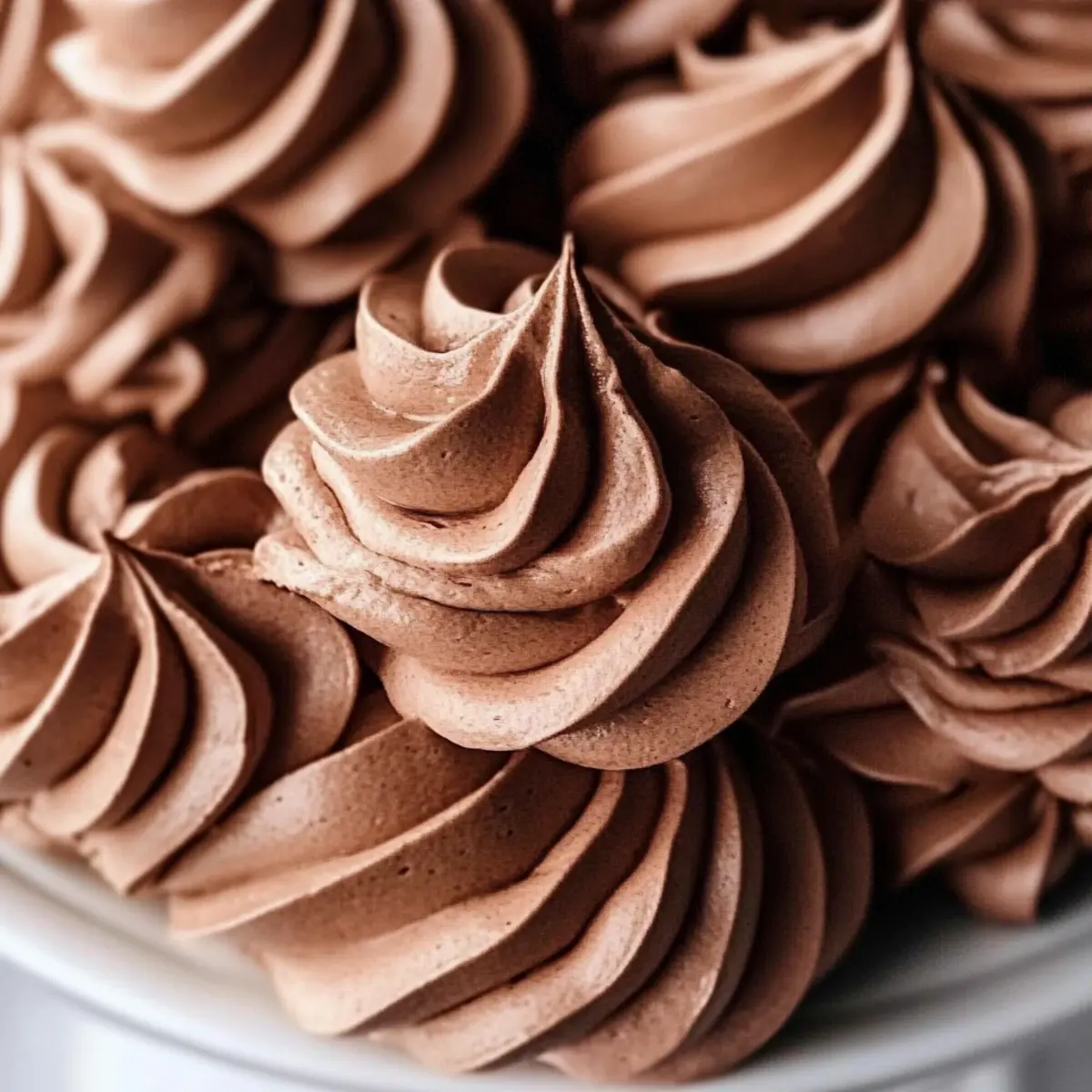 Irresistibly Light Chocolate Meringue Cookies You’ll Love