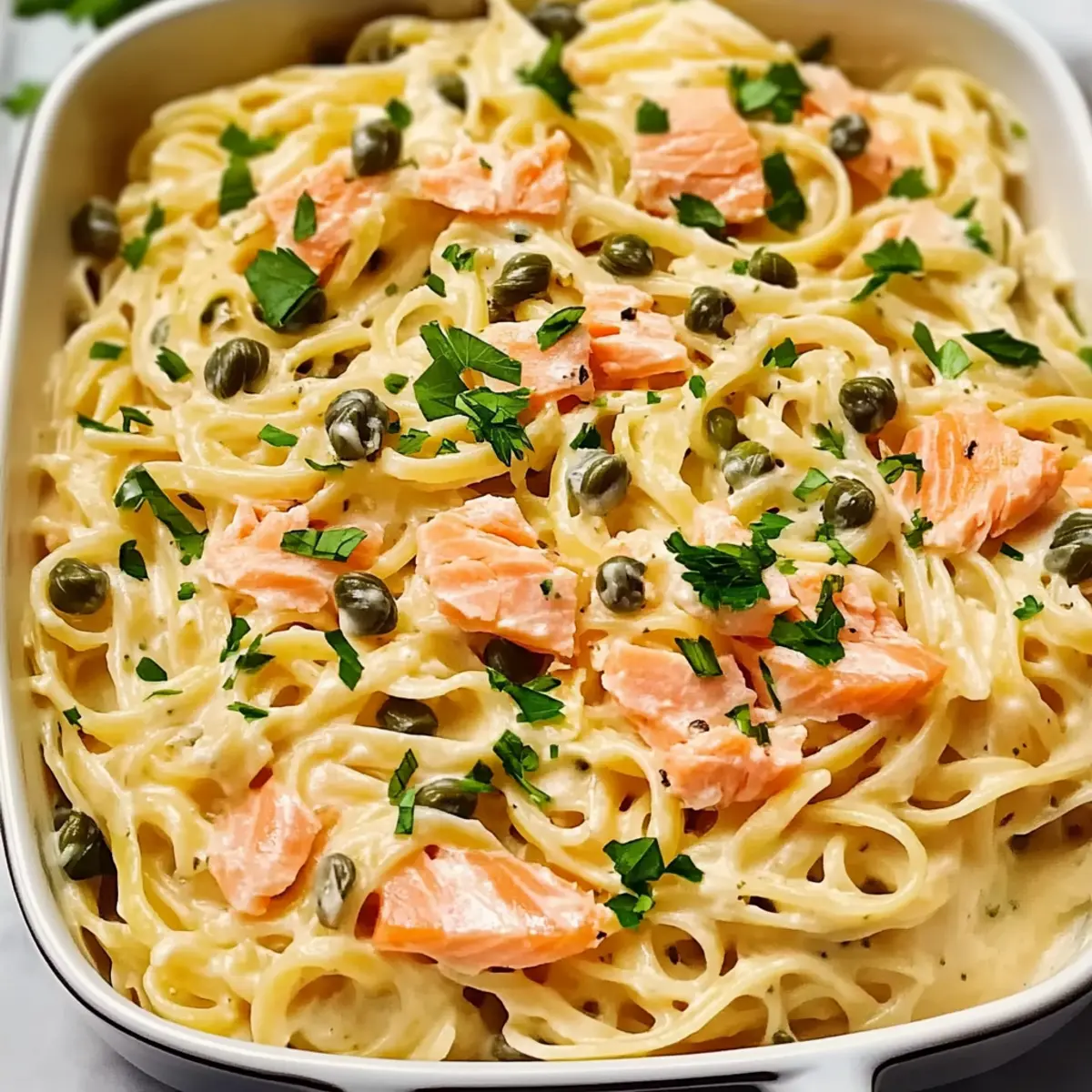 Creamy Smoked Salmon Linguine Ready in 30 Minutes!